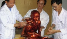 Giải mã bí ẩn về tượng toàn thân của các vị thiền sư